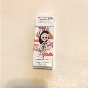 New, Unused Artistry Face (& Body) Highlighter